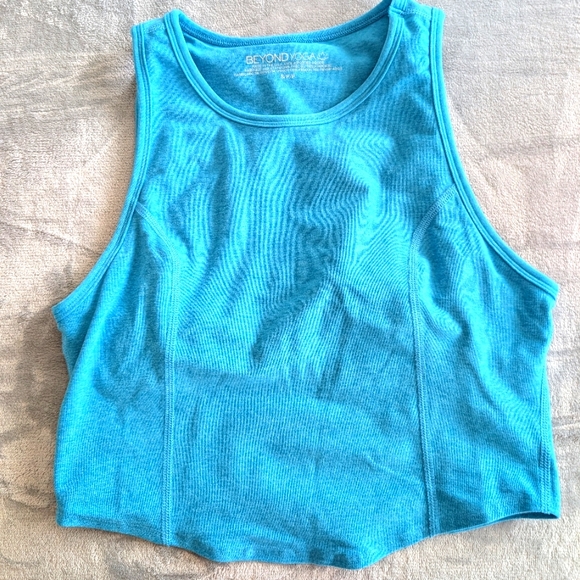 Beyond Yoga Spacedye Motivate Cropped Tank NWOT - Picture 2 of 4
